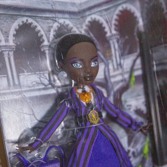 Mattel Monster High x Wednesday Bianca Barclay Doll New In Hand NIB - Picture 6 of 7